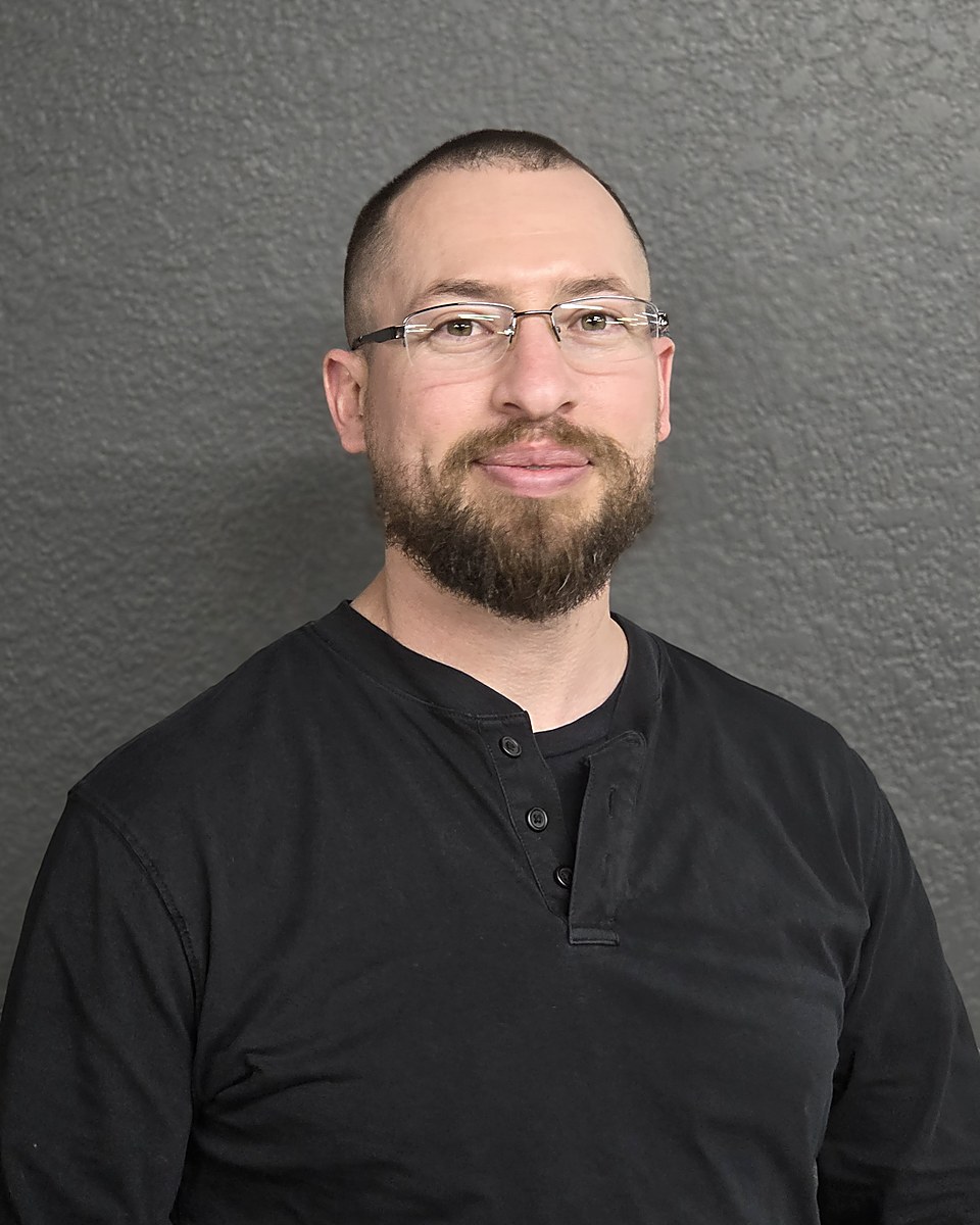 Louis Obrien, founder of Veltrix Appliance Repair LLC